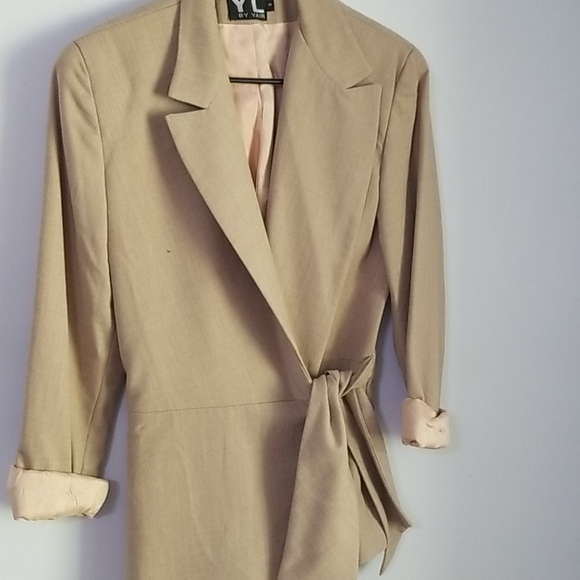 YL by Yair Jackets & Blazers - Tan wrap blazer